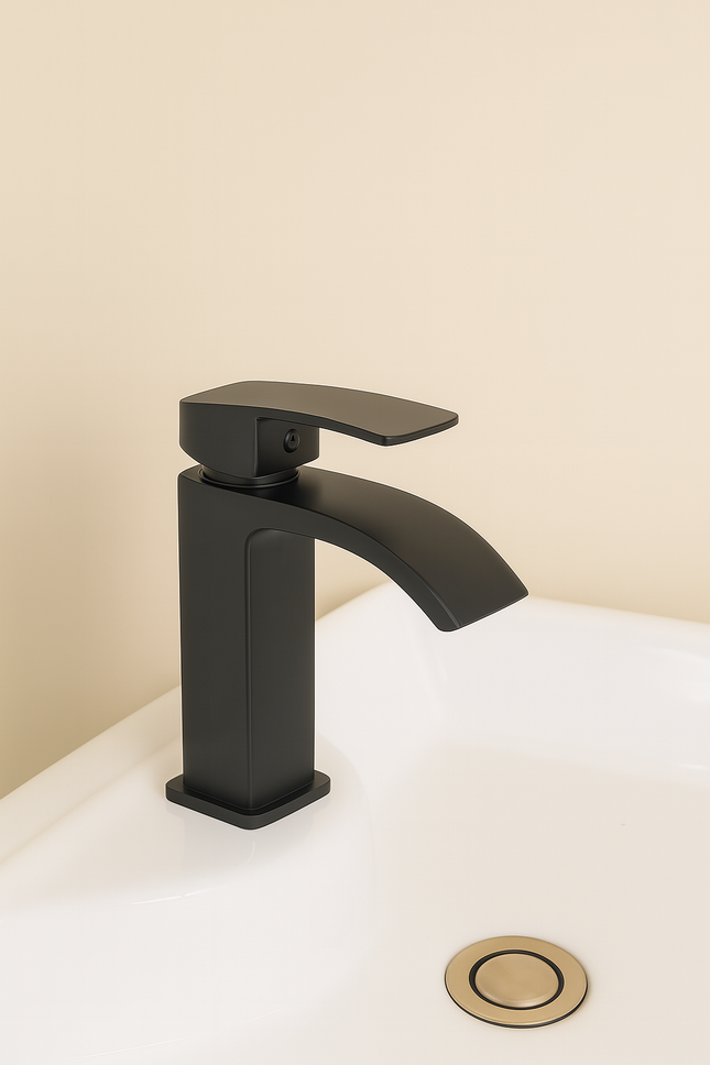 Short Basin Faucet – Modern Single Handle Bathroom Mixer Tap